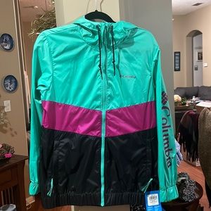 NWT Ladies Columbia wind jacket